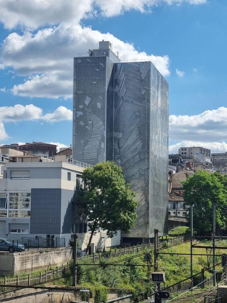 Apartamento L'Accueil En Quai/T2/Gare/Wi-Fi Angulema Exterior foto